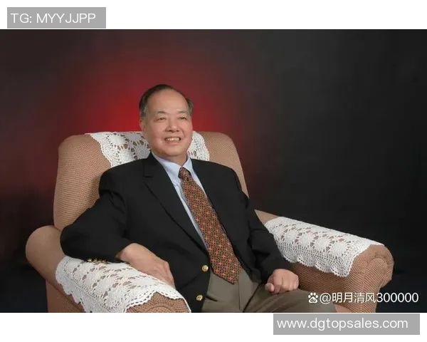 伊萨克的传奇人生与科学探索之旅:从理论到实践的辉煌成就与影响 伊萨克的传奇人生与科学探索之旅:从理论到实践的辉煌成就与影响