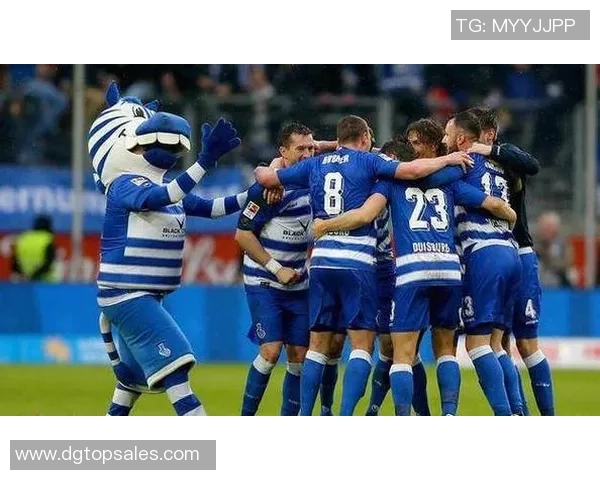 卡斯鲁厄与汉堡精彩对决回放分析及比赛亮点总结 卡斯鲁厄与汉堡精彩对决回放分析及比赛亮点总结